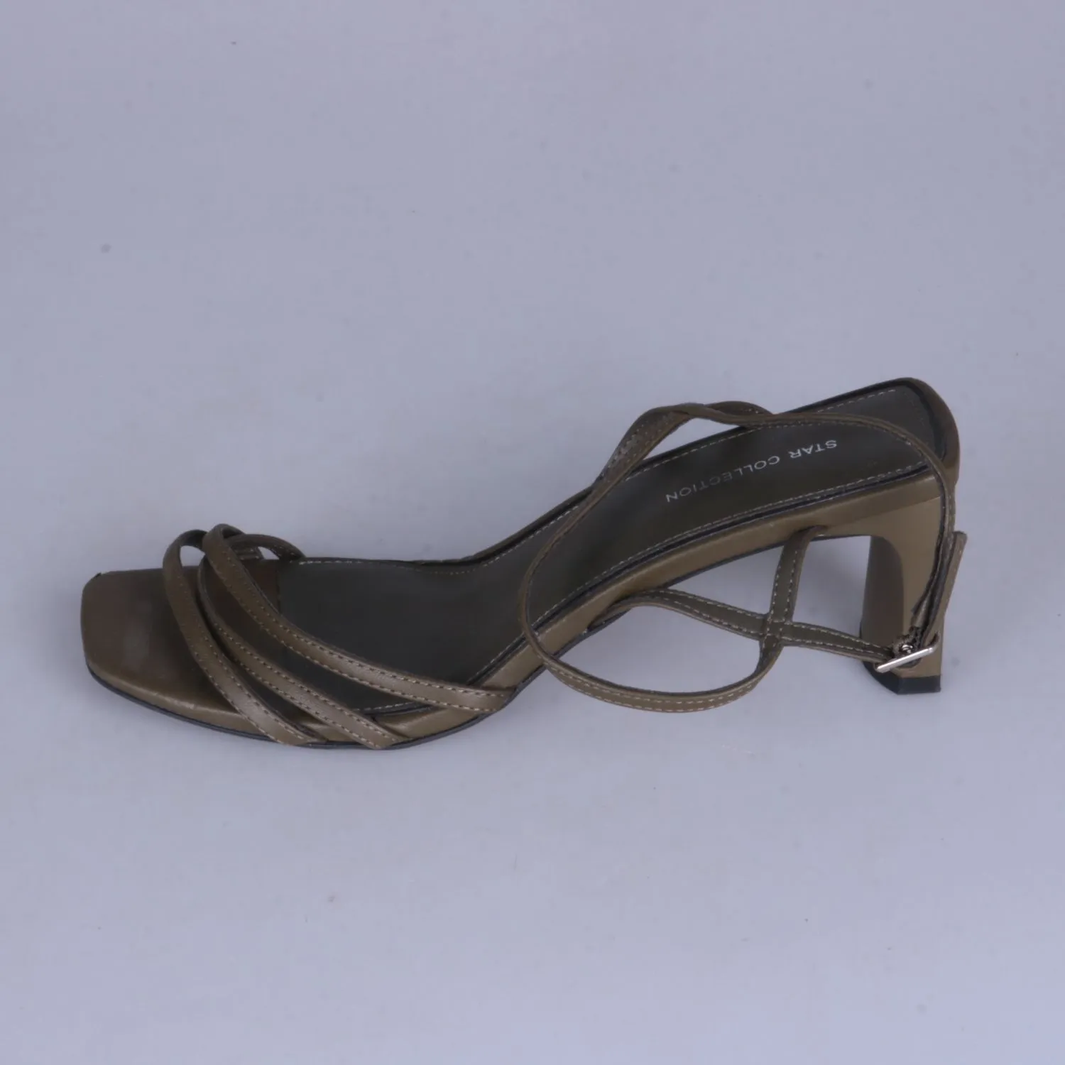 босоножки Studio Pollini