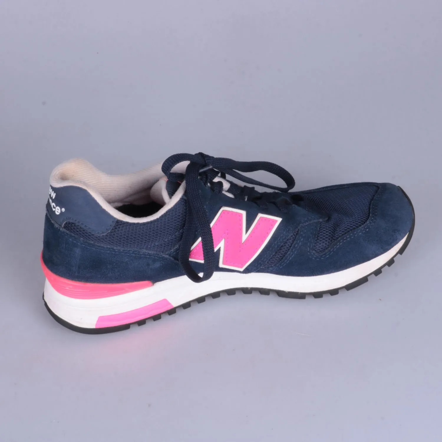 кроссовки New Balance