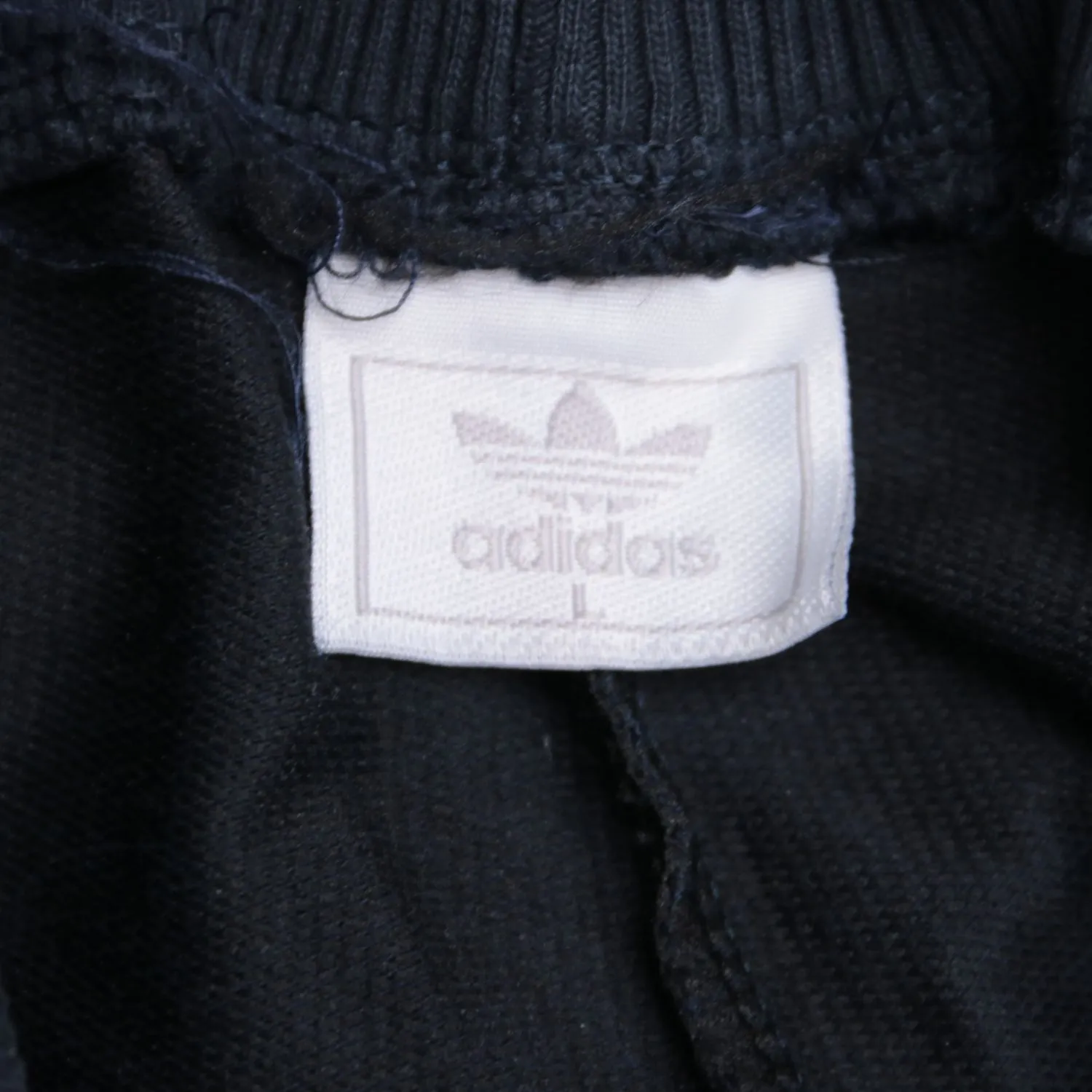 шорты Adidas